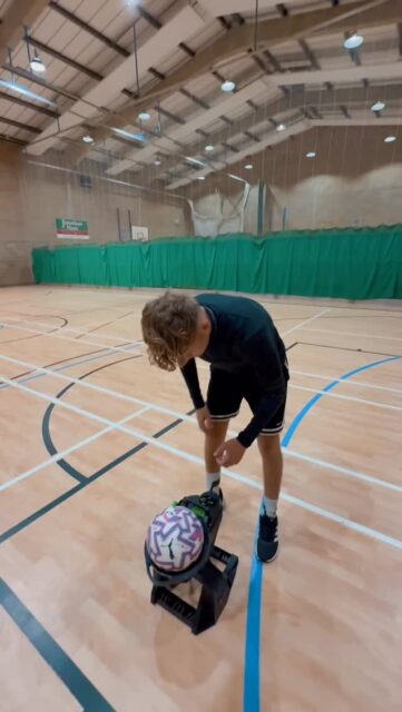 One for the highlight reelโฆ
Perfect volleys every time with the strikespere Soccer Launcher ๐ช
Take your football skills to the next level and order yours now exclusively at @smythstoys โฝ๏ธ