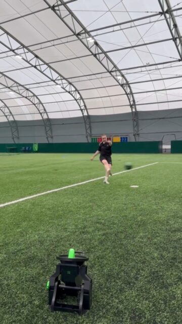 Did someone say game-changing training equipment? 

Elevate your game and train like a pro with strikesphere Soccer Launcher 🔥

#football #strikesphere