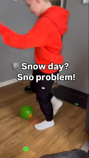 Snow day cancelled your footie training? ⚽🥶
When it's too cold and wet to go sledding but you've still got bored kids bouncing off the walls, then the strikesphere Soccer Bot is here to save the day 👍
This state of the art training tool that's designed for indoor play is the perfect snow day activity for burning off energy, keeping your kids active and having fun!
Never miss a training day again with the Soccer Bot 💪
#soccerbot #snowday #strikesphere #elevateyourgame